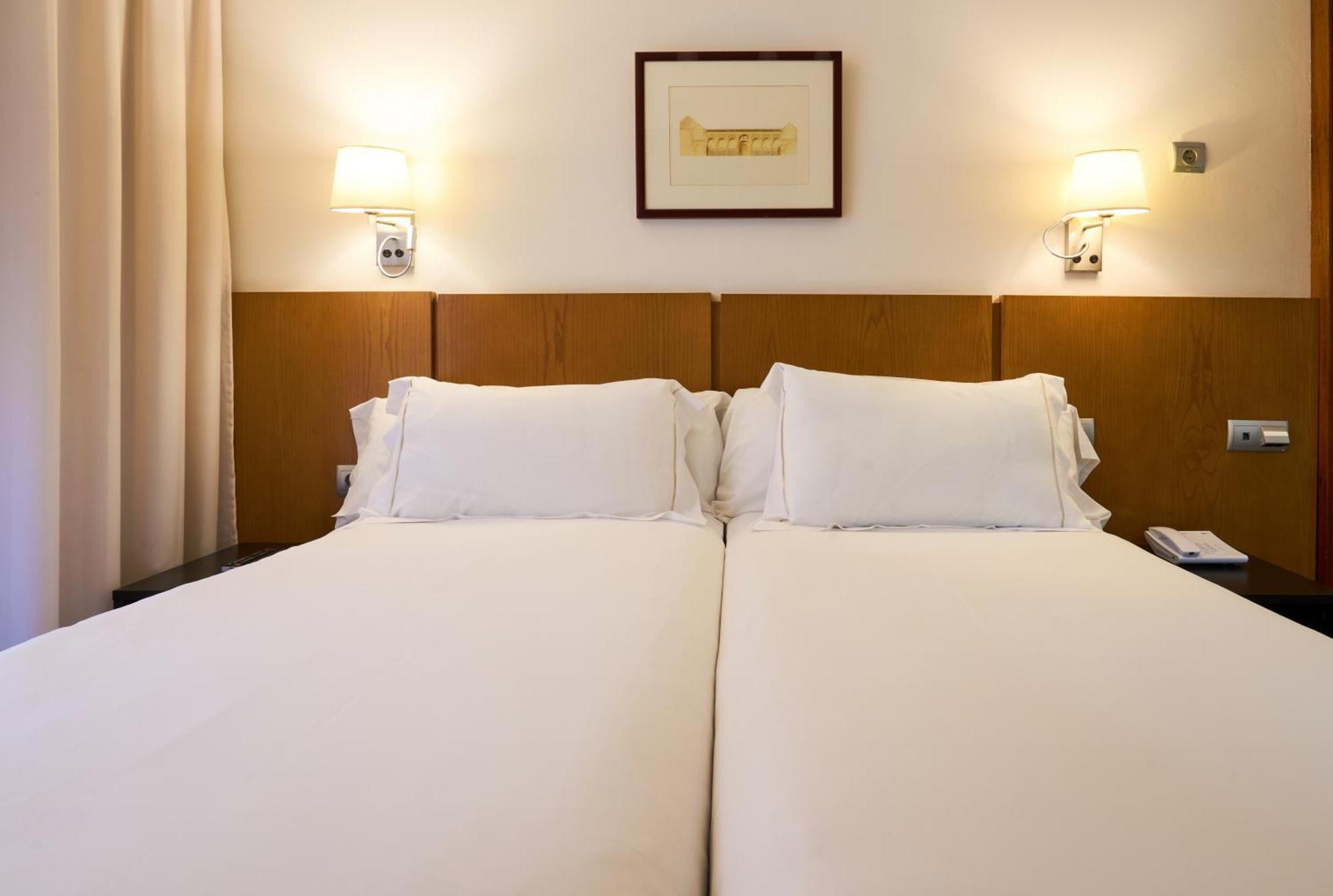 Senator Hotel 4*